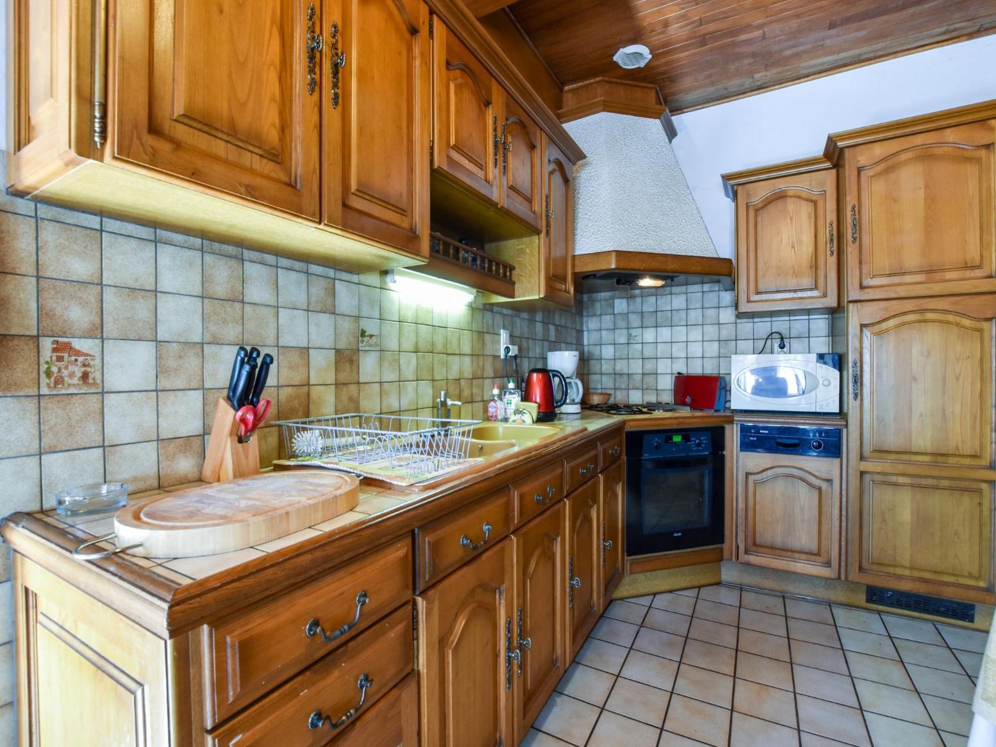Beautiful Villa In The Parc Des Volcans D Auvergne Вик-сюр-Сер Экстерьер фото